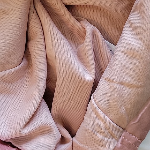 Nwt ROSEDRESS MAUVE STRAPLESS MINI DRESS SATIN EFFECT SIZE MEDIUM - Picture 13 of 16